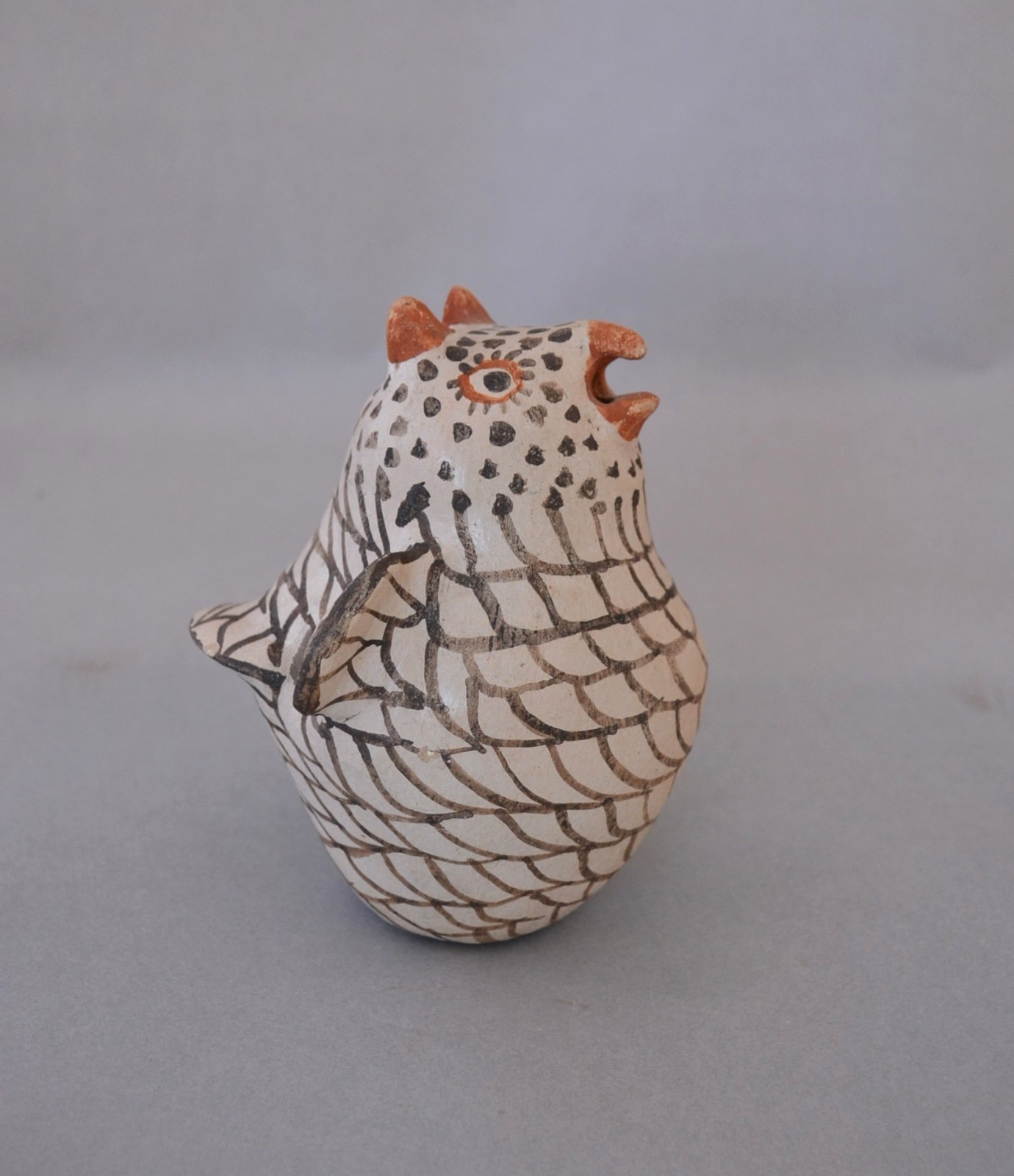 Rare Vintage Zuni Owl Pottery Pot - 5" Tall x 4" Across