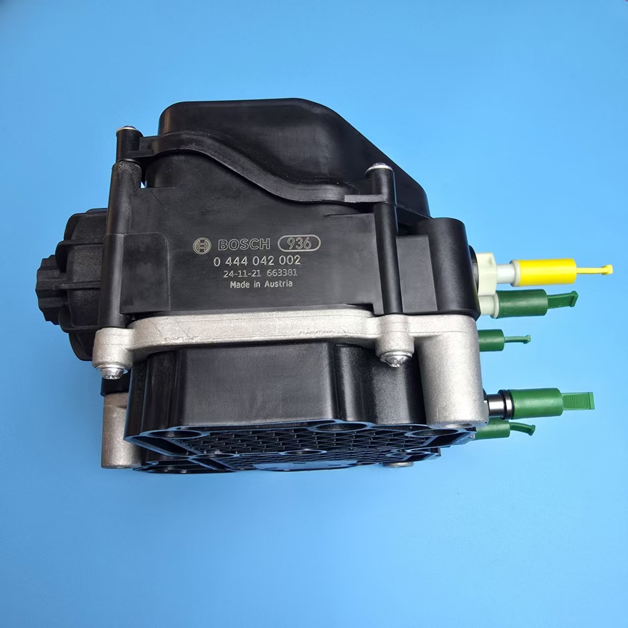 Bosch Genuine Volvo Mack 12V Def Urea Pump 21577507.21577511.21332701.0444042002