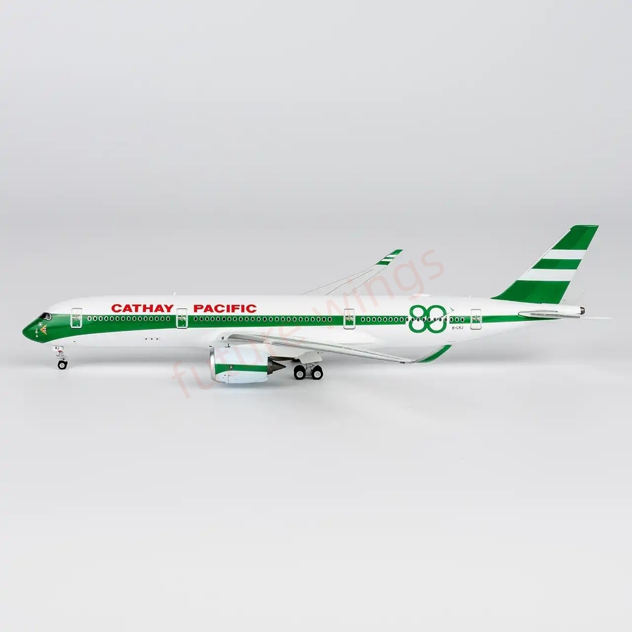 1:400 NG Models NG39129 Cathay Pacific A350-900 B-LRJ "80Years"+Free Tractor