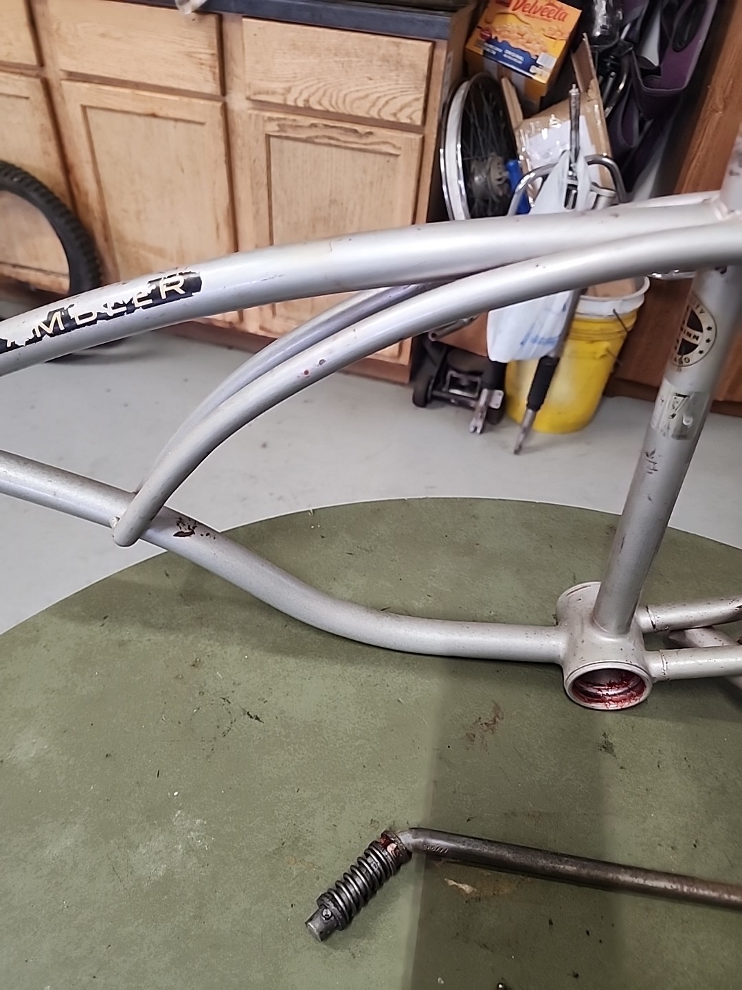 1975 SCHWINN STINGRAY SCRAMBLER BMX 20 INCH SILVER FRAME KICKSTAND HEADBAGE L$$K