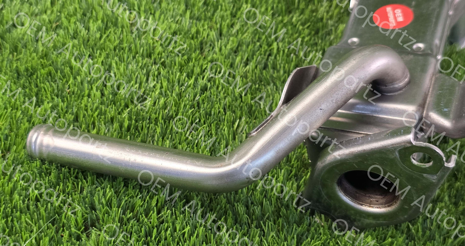 Toyota Prius 2011-2017 25601-37010 EGR Pipe Fits Prius V 2012-2017, Lexus CT200H