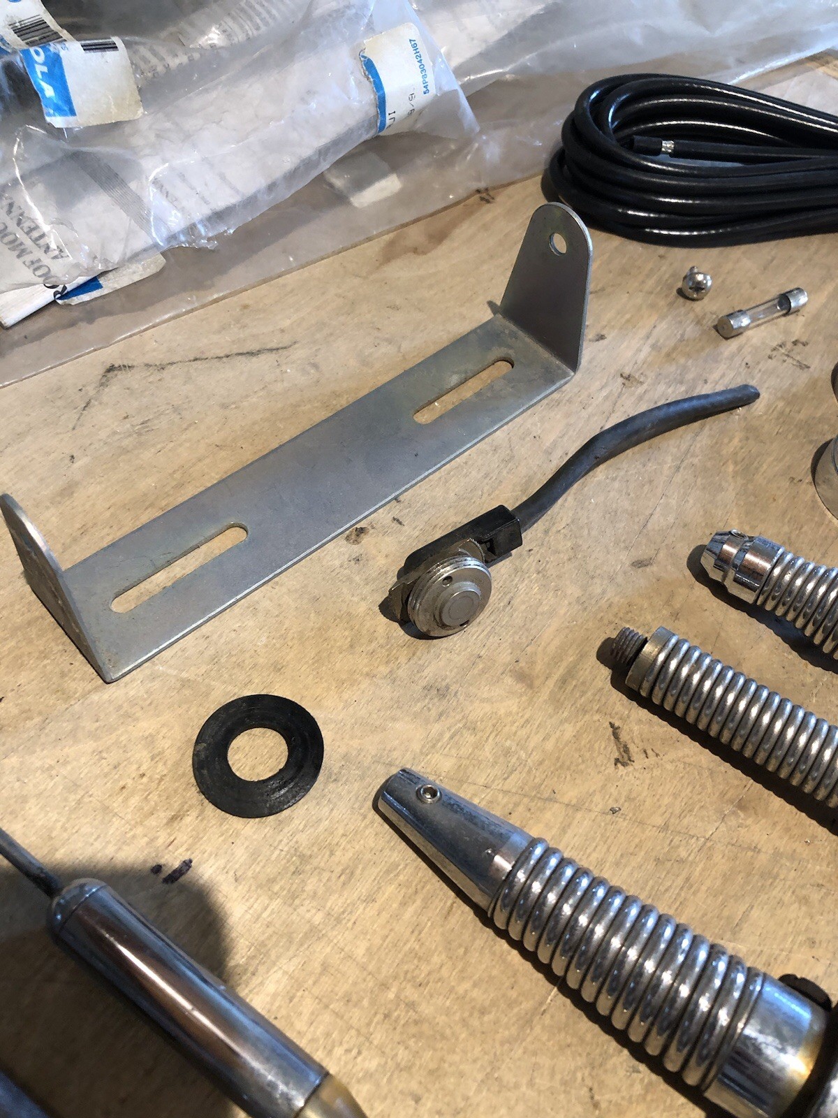 1984 Vintage Motorola Mobile Antenna LOT You get all