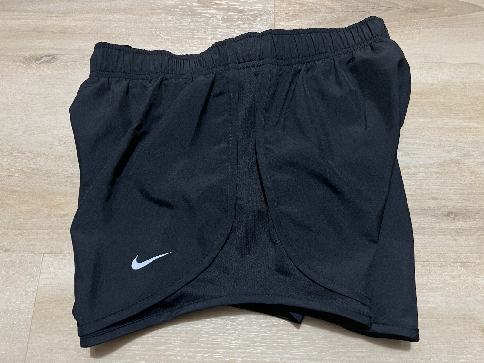 NWT Nike Tempo Women's Sz Small Brief-Lined Running Shorts Black 831558-014 New