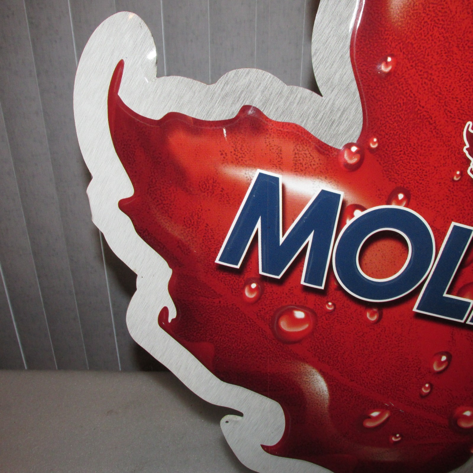 Molson Beer Sign Maple leaf Large 33x25 tin SO NICE, RARE