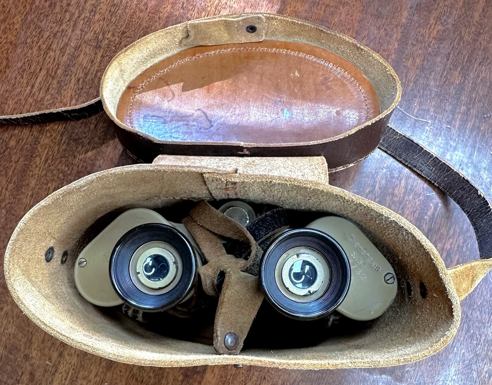 Dienstglas 6x30 DDX Desert Tan German Infantry WWll Binoculars SN 337732