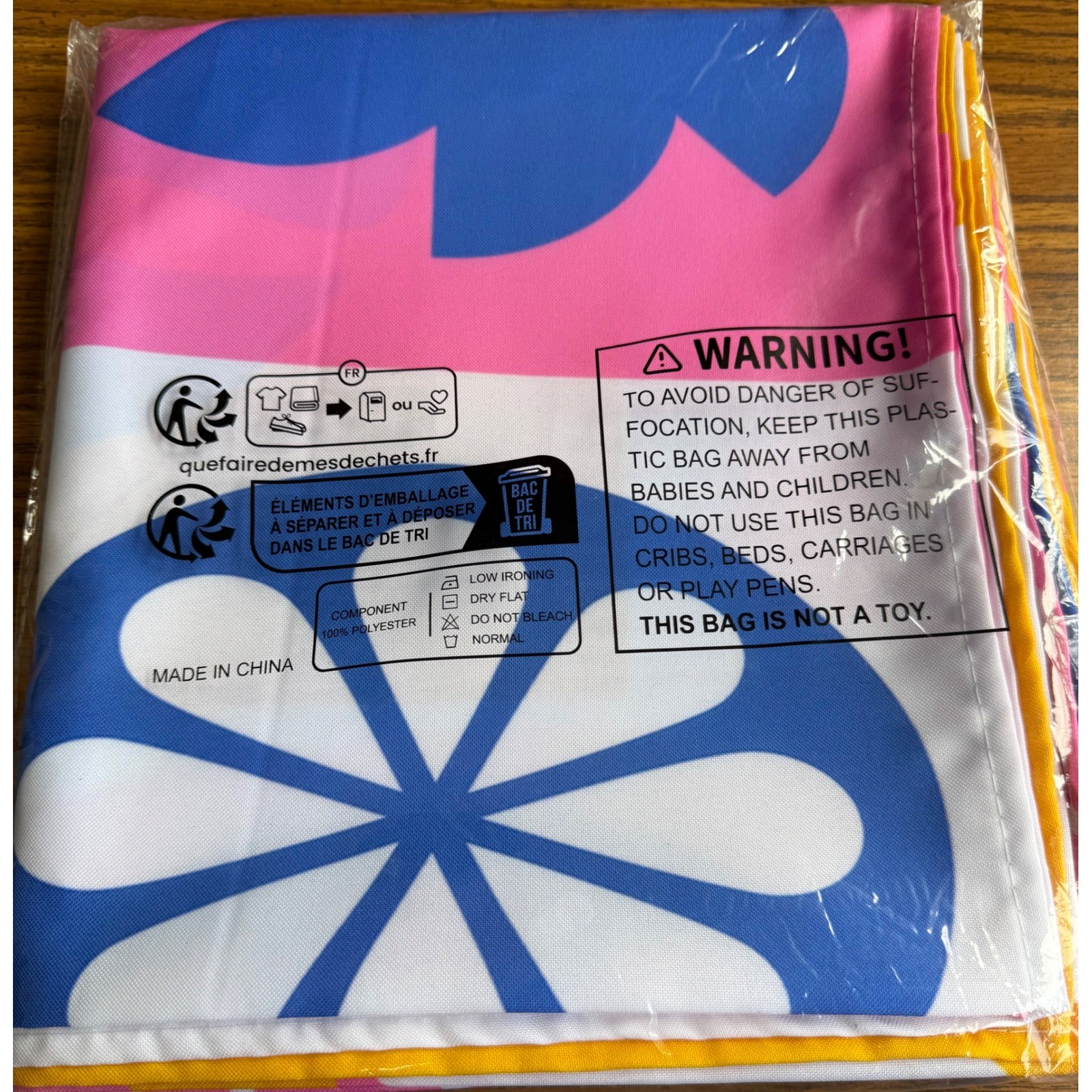 Vibrant Summer Outdoor Tablecloth Fun Swimsuit Sunglasses Sun Graphics 60x84