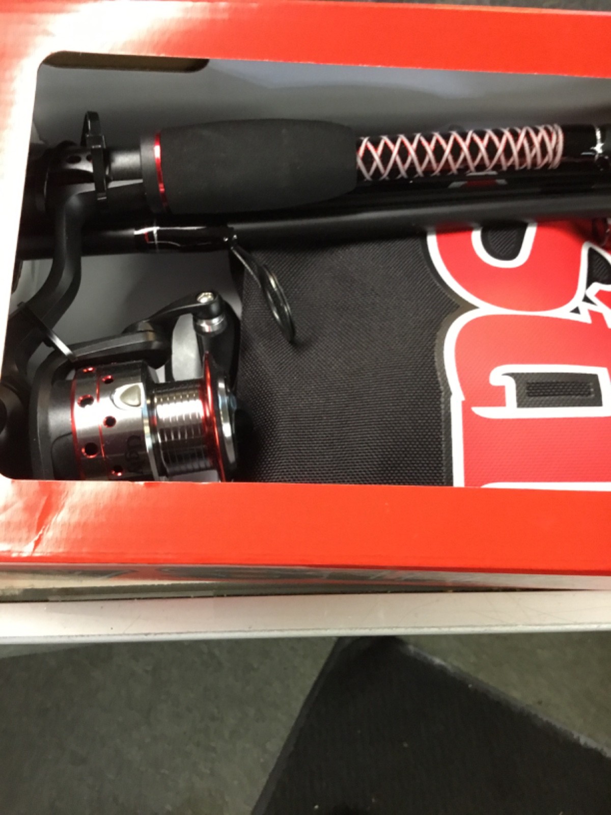 Ugly Stik 6”6 Spinning Reel Rod Combo 4-Piece Travel Kit WITH TRAVEL BAG NEW