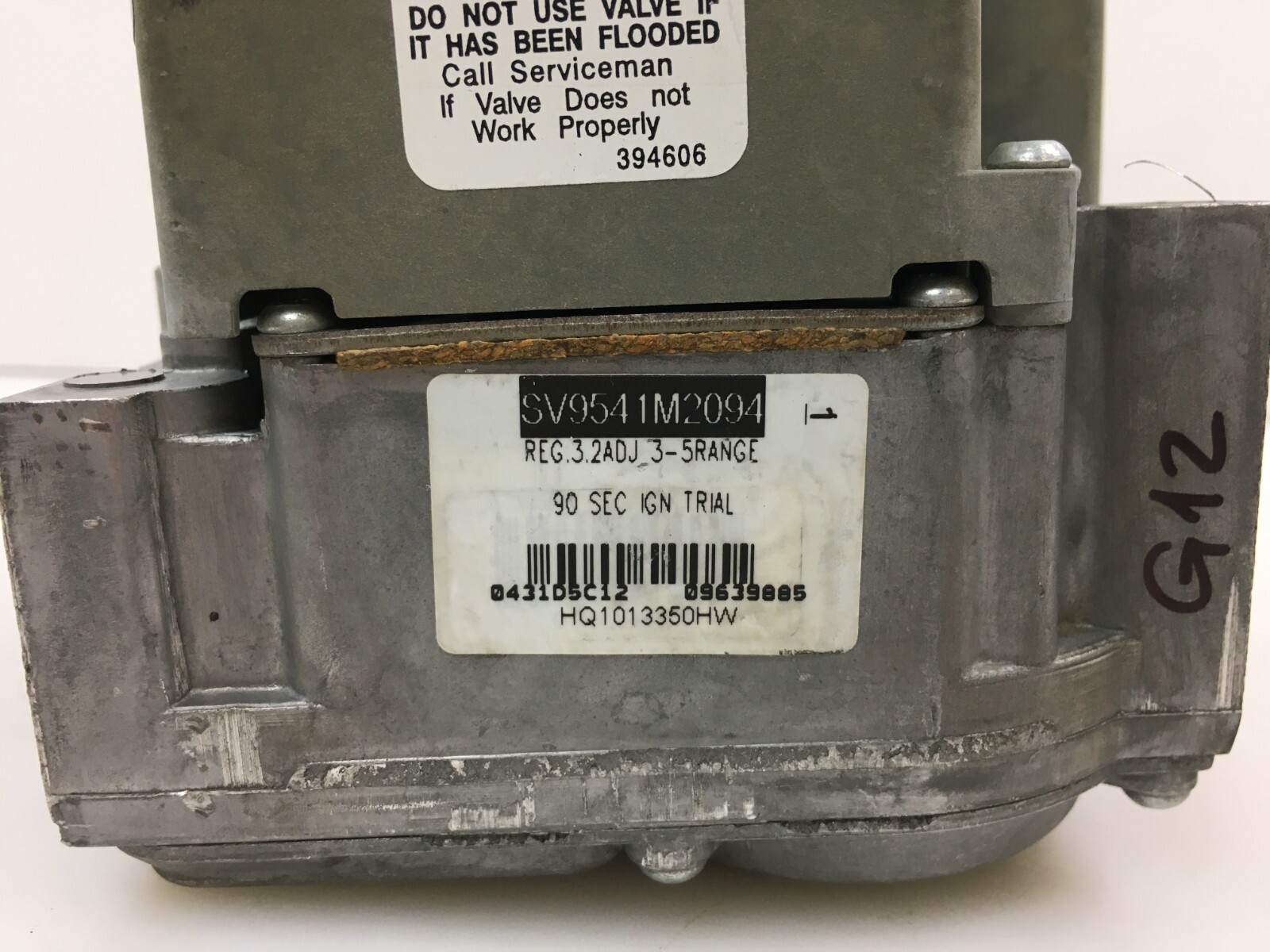 Honeywell SV9541M2094 SmartValve HVAC Furnace Gas Valve HQ1013350HW used #G12