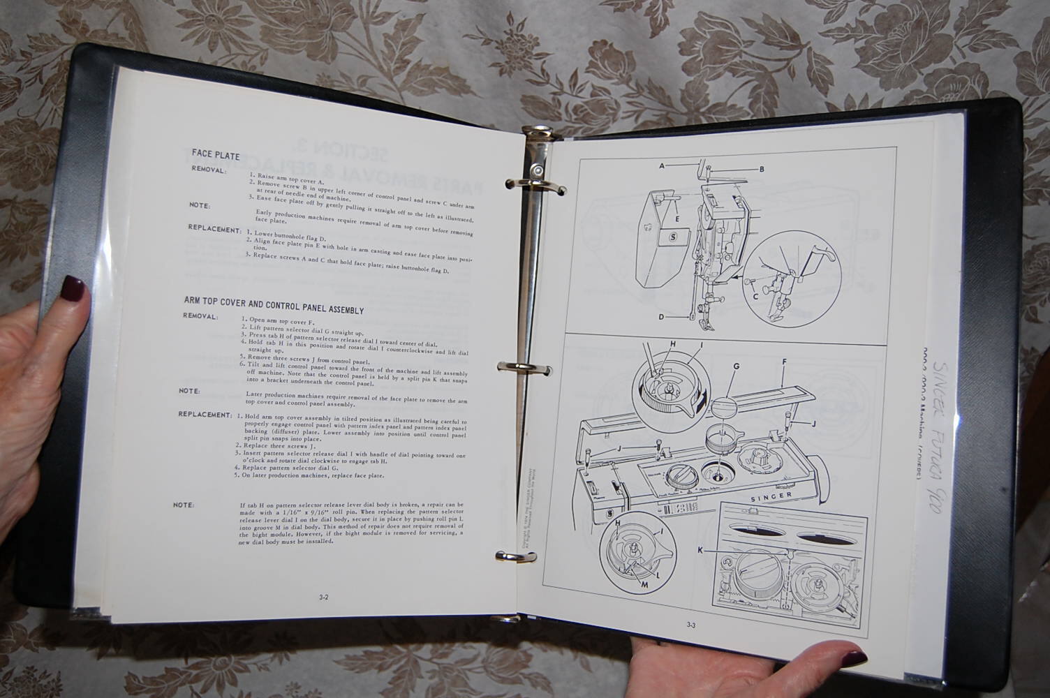 Professional Service Manual on CD for Singer 900 and 920 Futura Sewing Machines