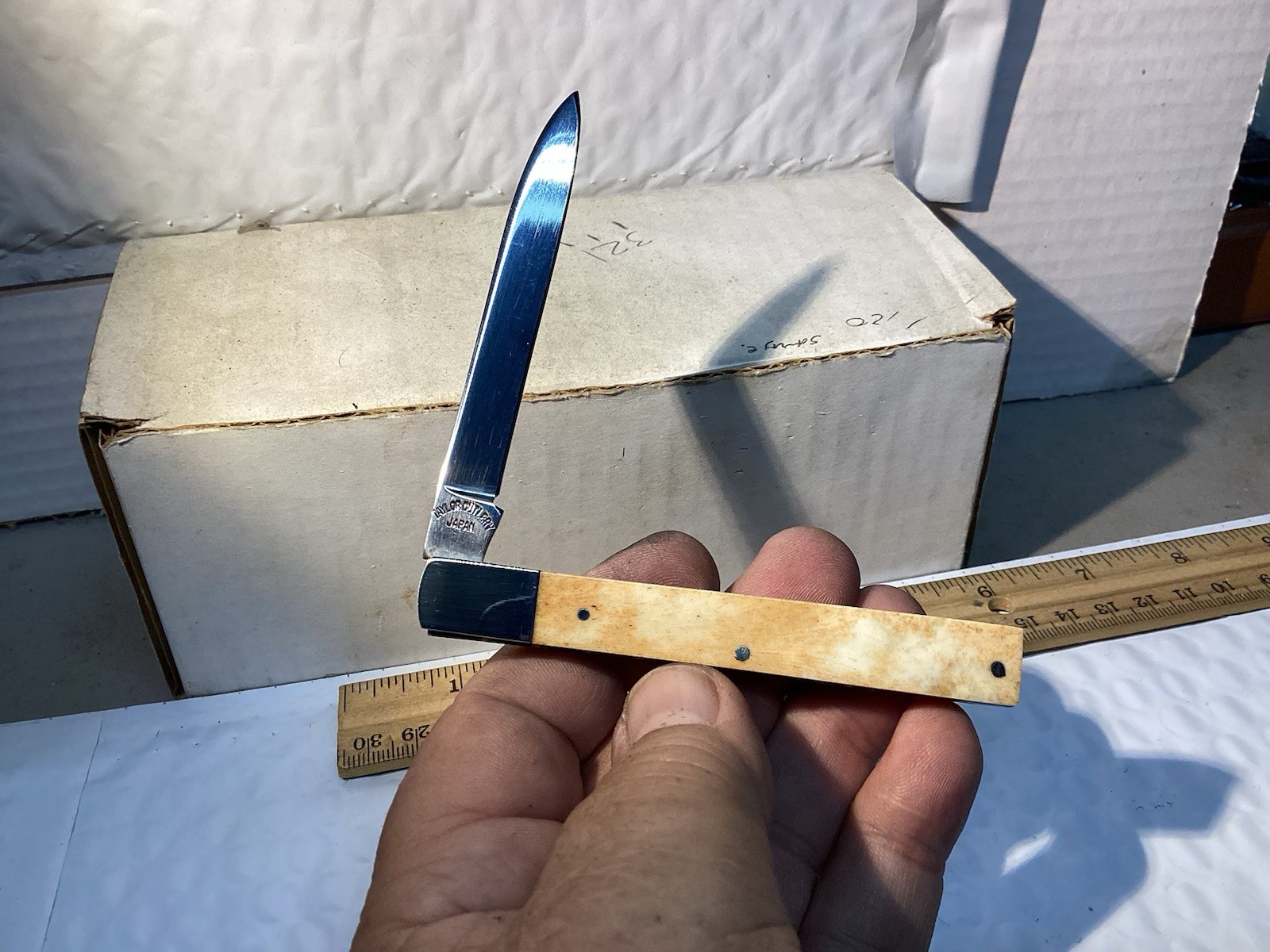 1980 Taylor Cutlery Japan Deluxe Elk Horn Doctor's Knife Smooth Bone