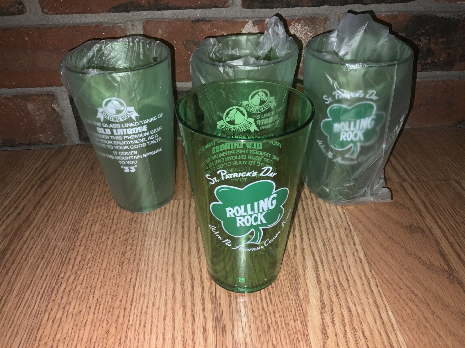 NEW set of 4 Rolling Rock St. Patrick’s Day Pint Cup glasses Latrobe Shamrock