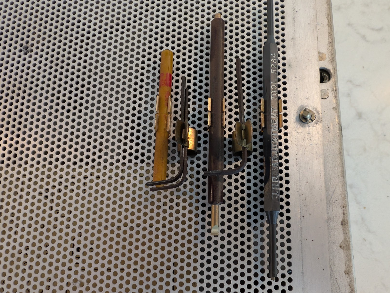 Vintage 1960s CEI Communication Electronics Inc Model UT-1000C-1 UHF Tuner