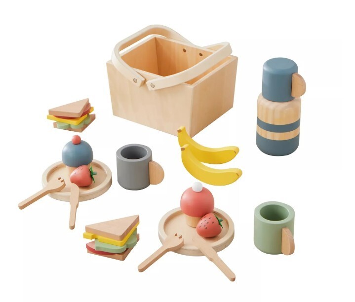 Wonder Wise 29 Pc Wooden Picnic Playset Water Bottle Fruit/Vegetable Set, BNIB