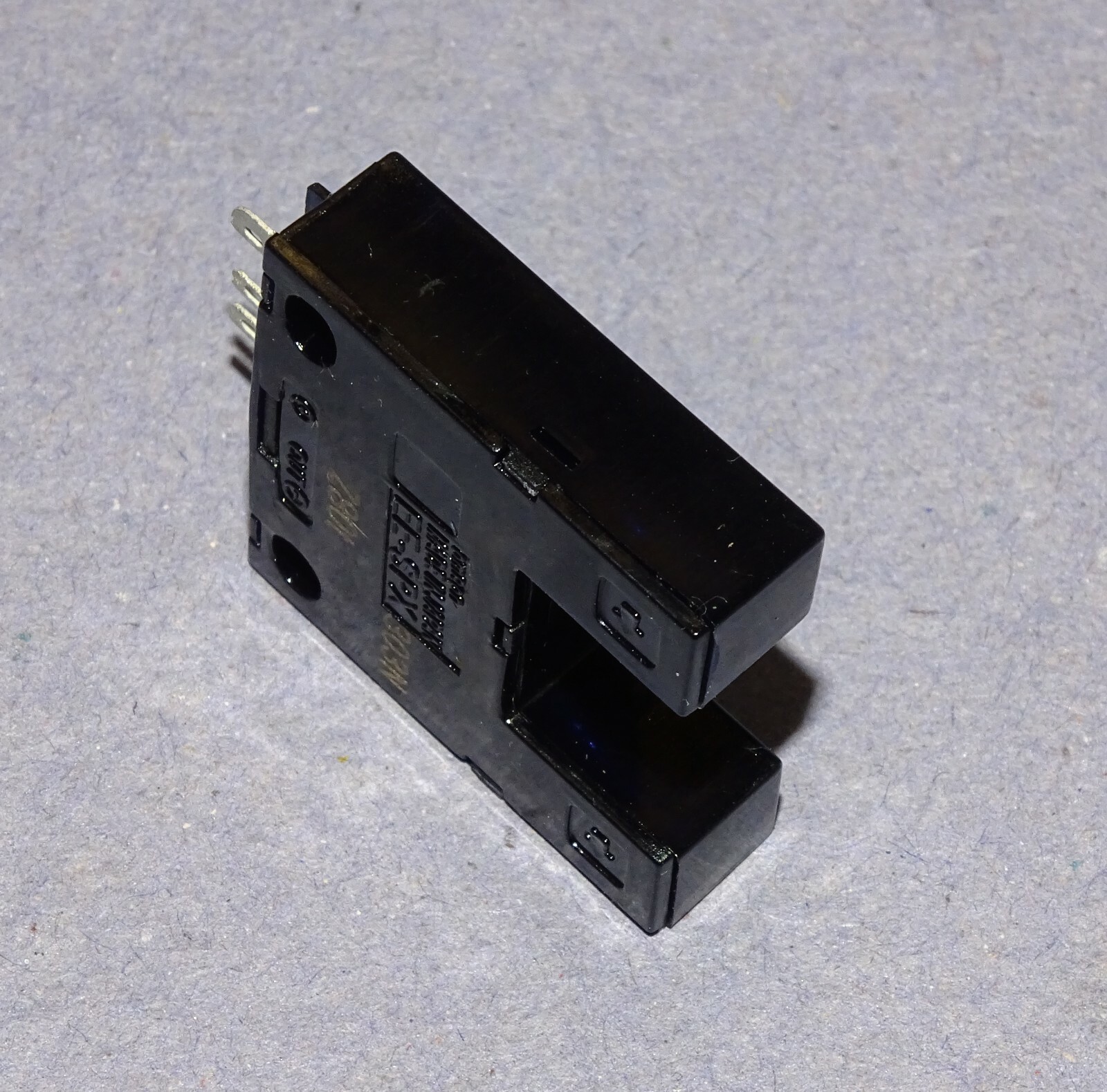 New Omron EE-SPX303N sensor, optical through-beam type, photo microsensor