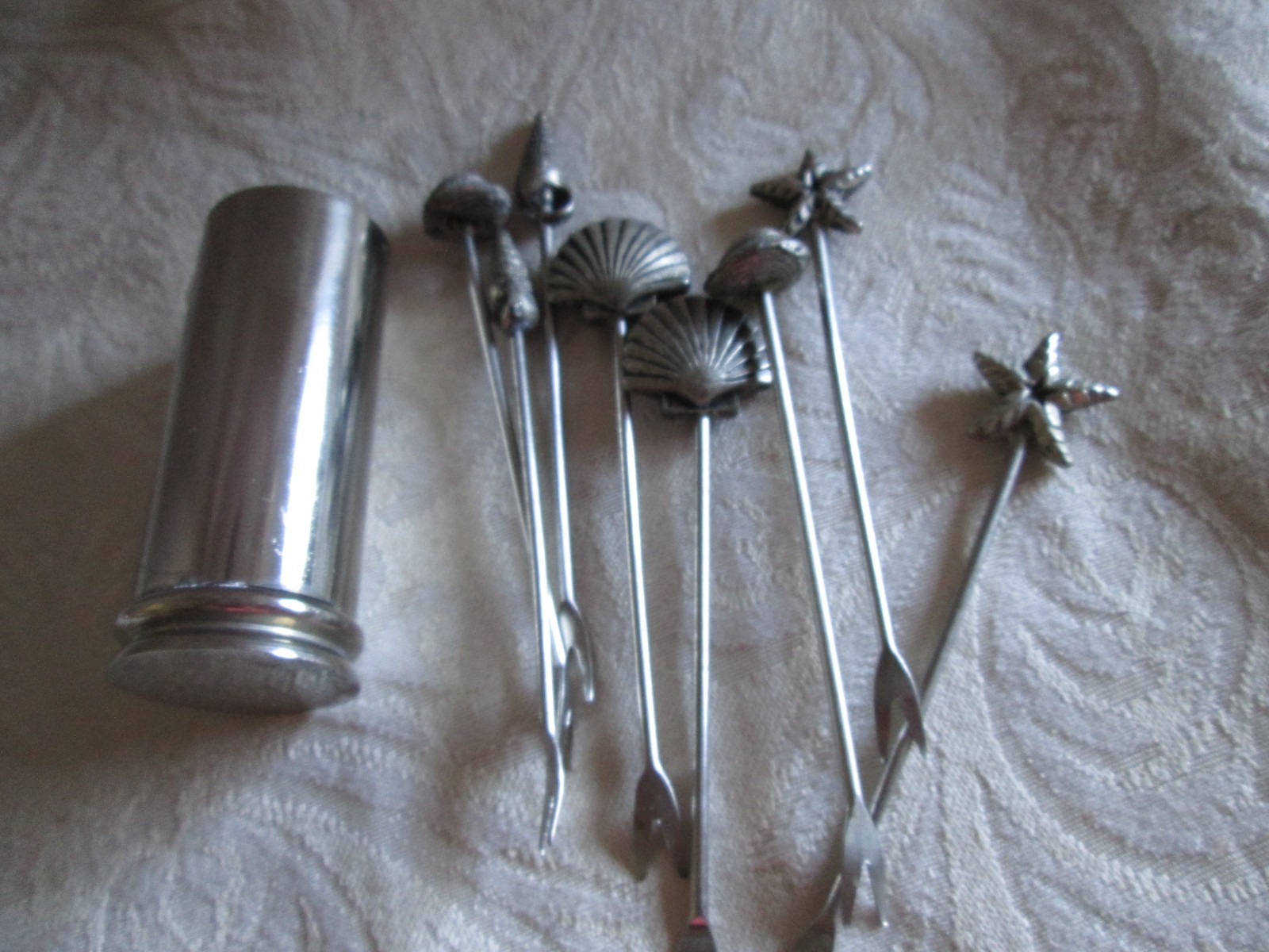 Vintage pewter 8 shell cocktail picks & holder