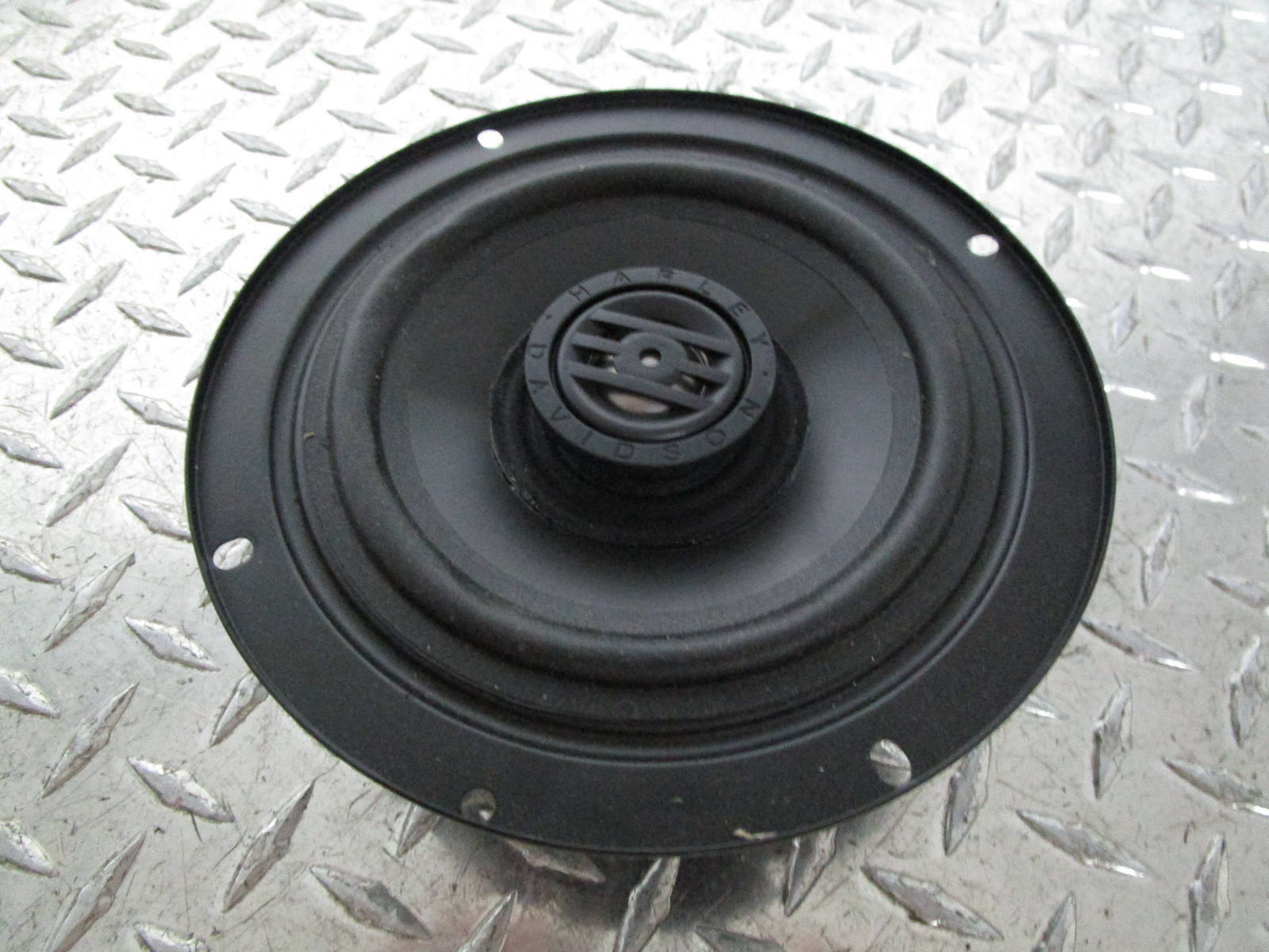 14-23 Harley Davidson Touring 6.5" Speaker 76000819 OEM