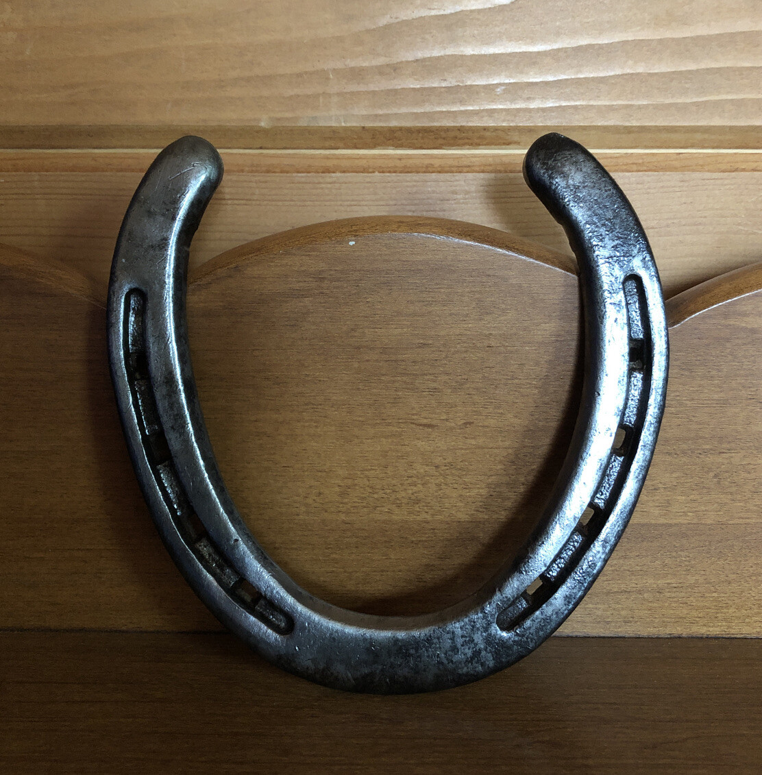 1 LUCKY HORSESHOE  40+ YEARS OLD  GUARANTEED GOOD LUCK