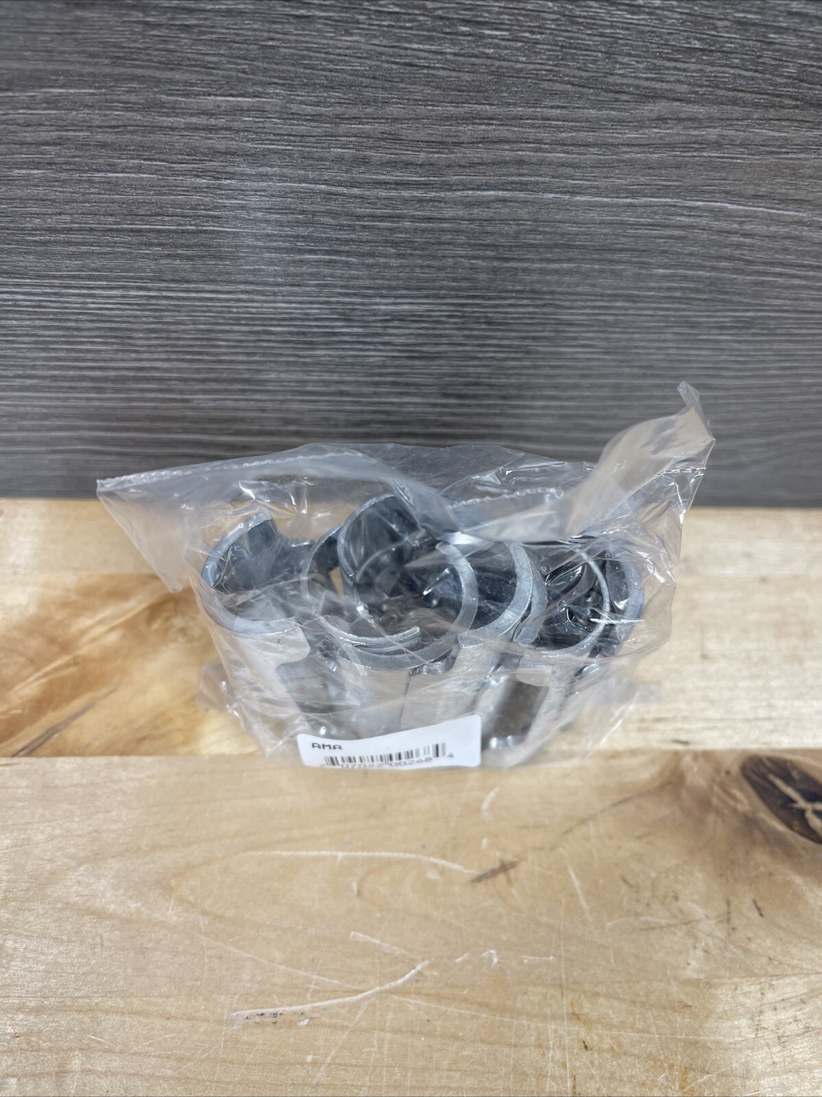 Nexel Aluminum Shelf Clips w Retaining Ring 4 Pack AMA Silver Replacements New