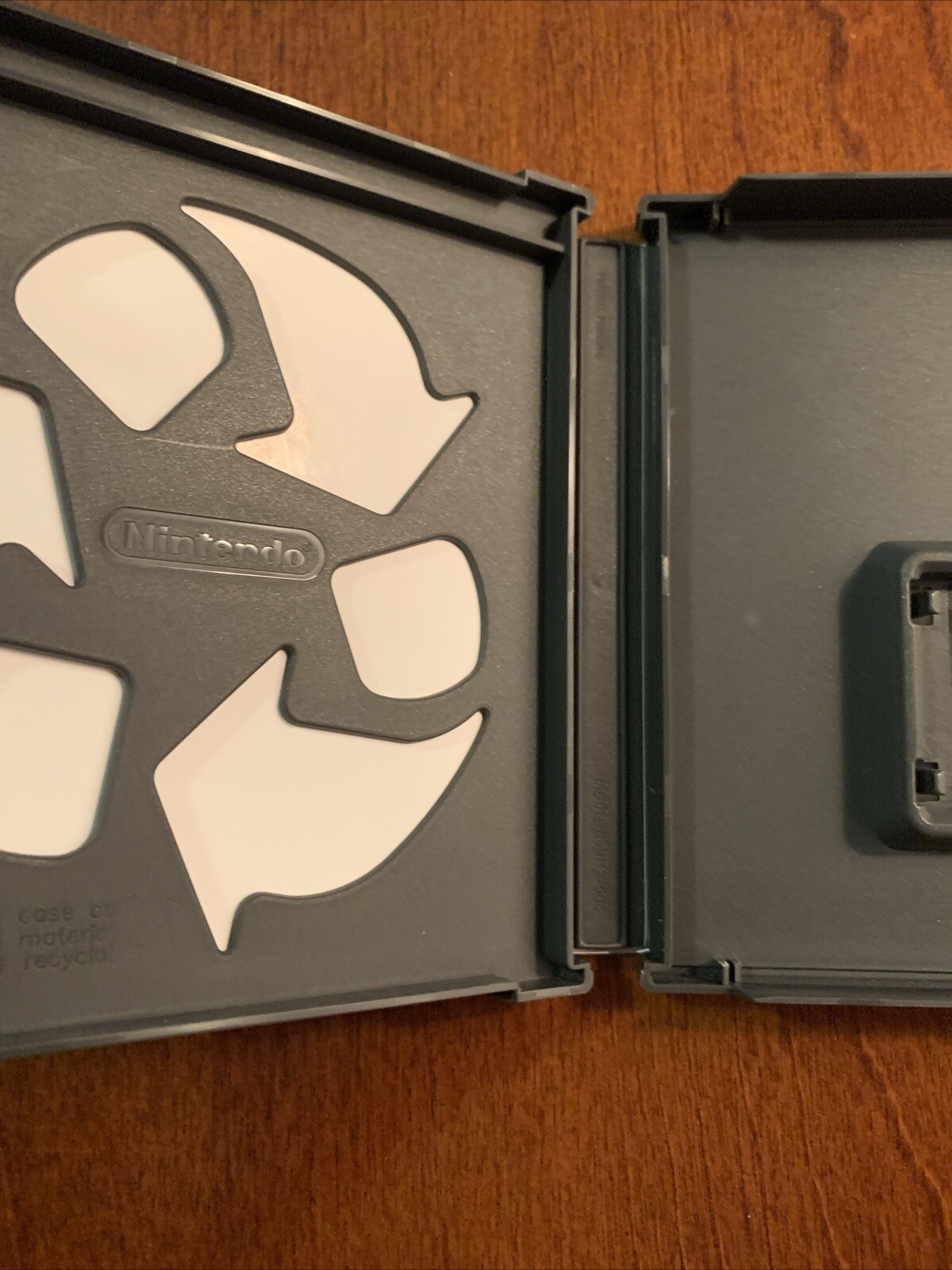 Pokemon Black Version 2 Nintendo DS Replacement Case ONLY No Game - For Display