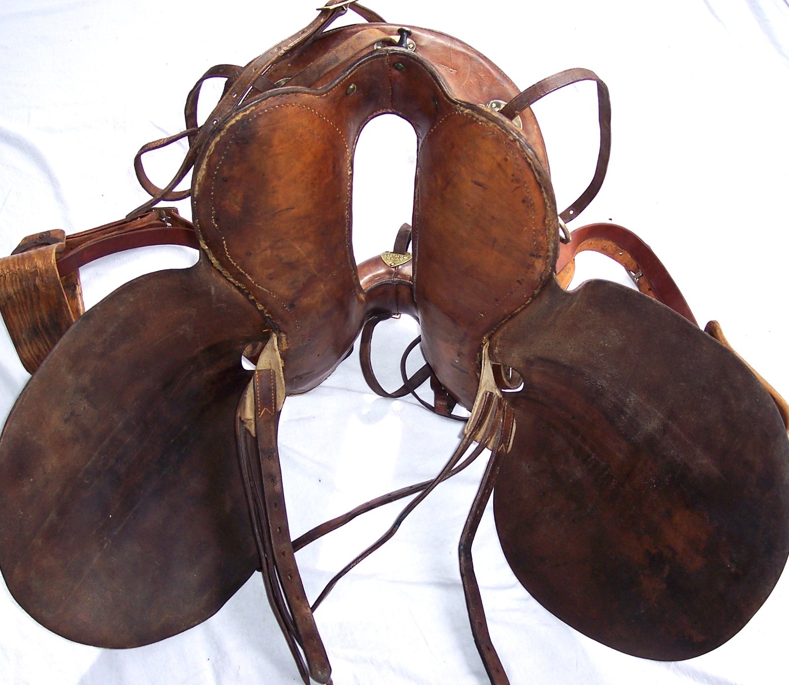 Antique US Cavalry Saddle Brass US Conchos Military McClellan 11" Seat Marked