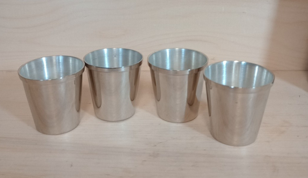 VTG TRAVEL COCKTAIL SHAKER SET WITH 4 SHOT GLASSES & LEATHER CARRYING CASE INDIA