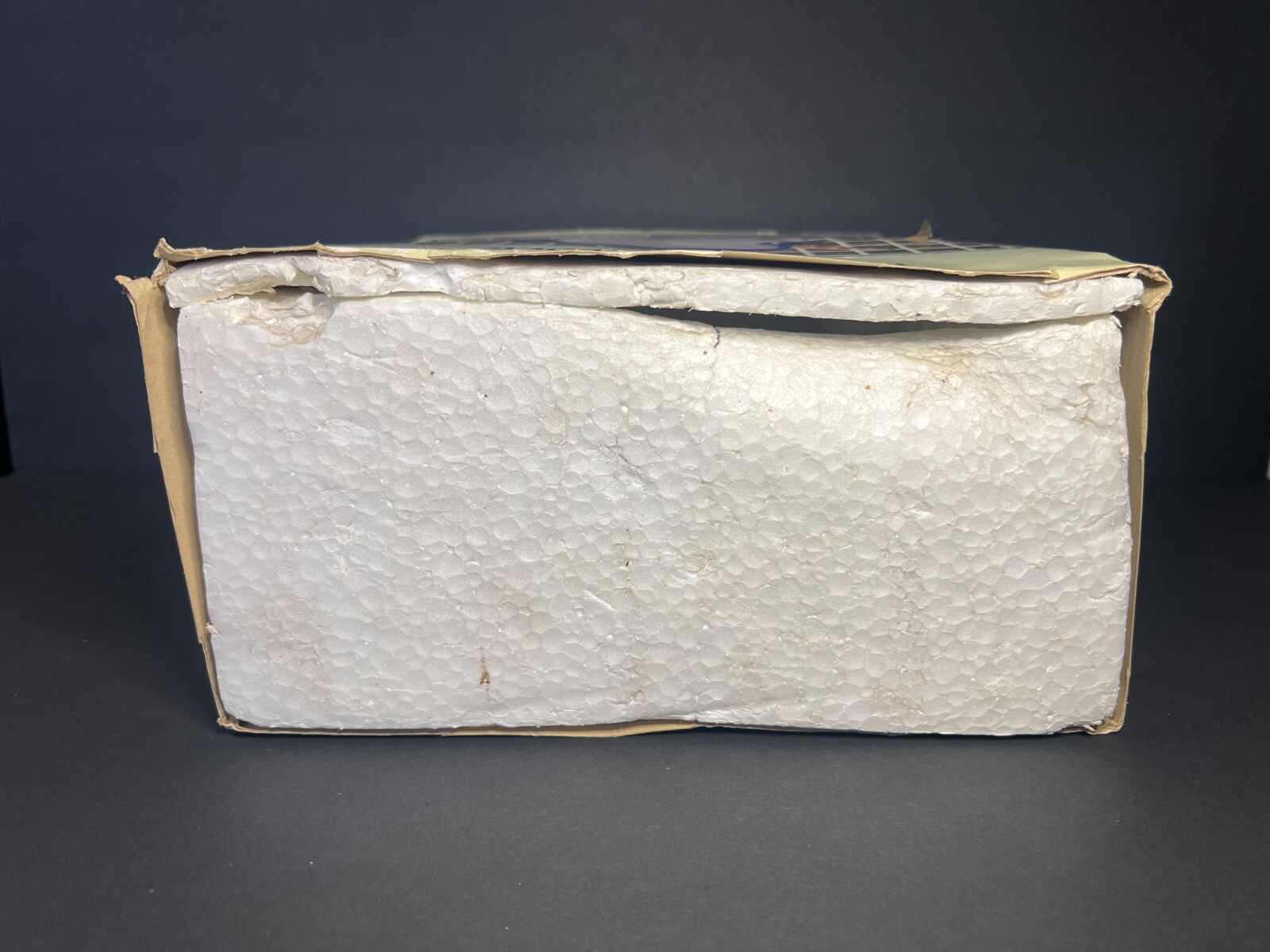 Vintage RARE Hand Painted Porcelain Blue & White Gold Unicorn Quartz Table Clock