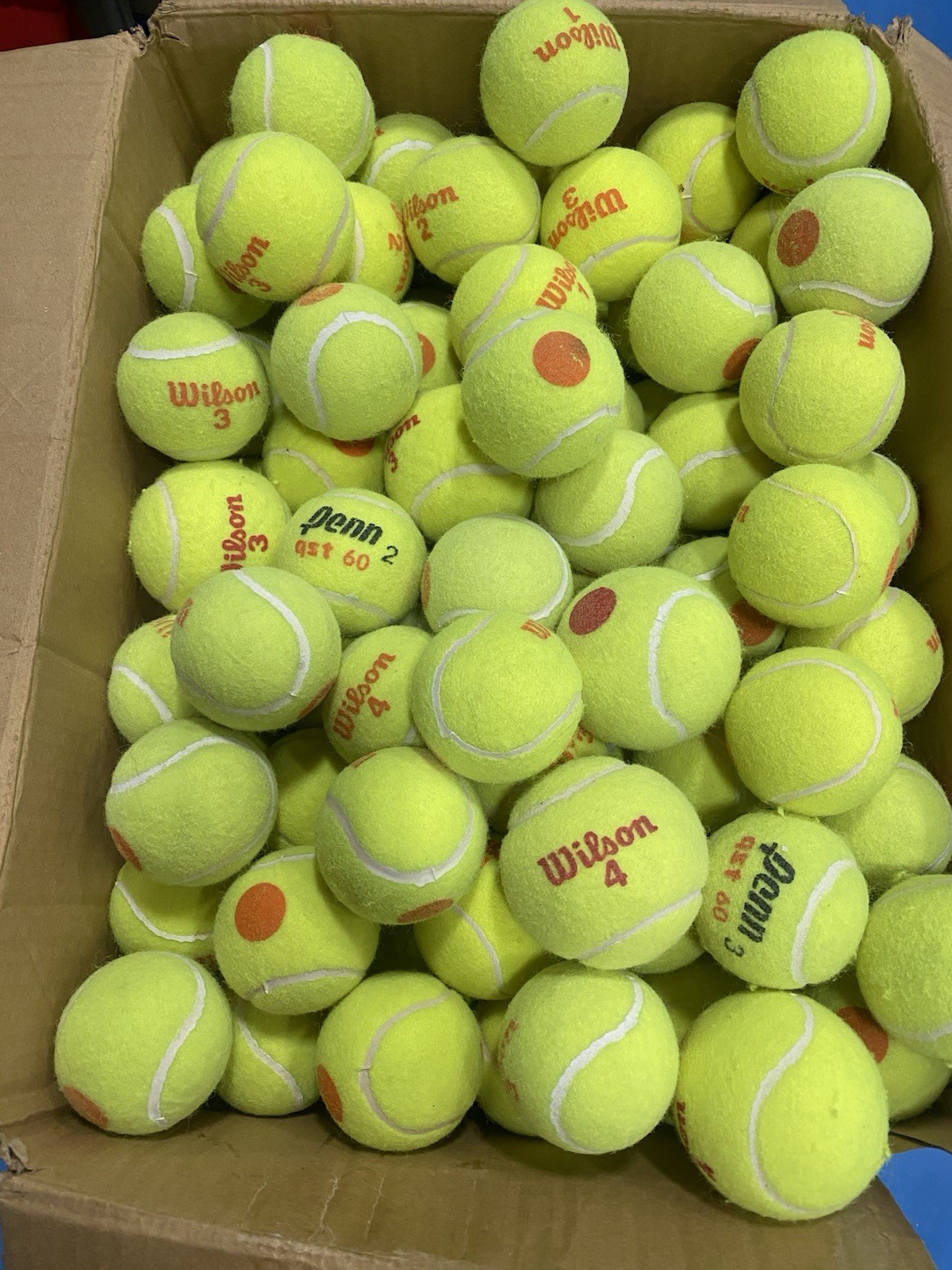 50 Wilson Orange DotTennis Balls EXCELLENT A QUALITY SEE OTHER LISTED No P Rico
