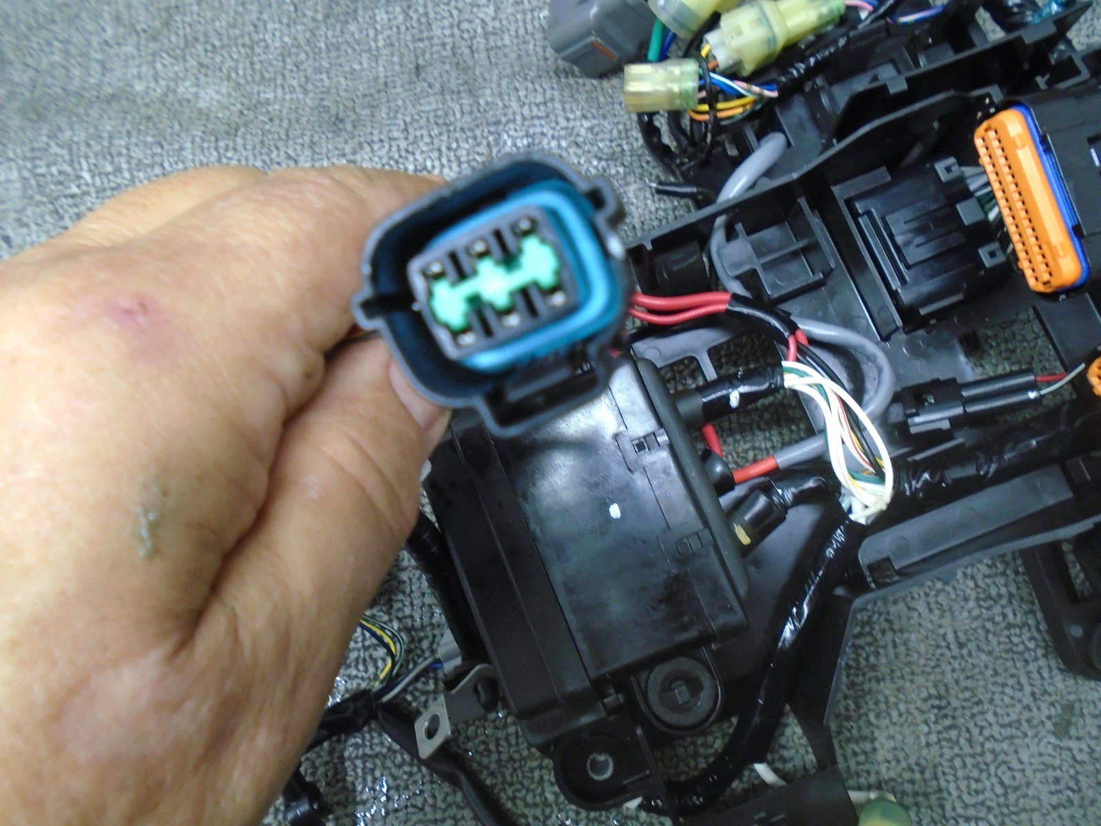 ENGINE WIRING HARNESS ASSY 36610-88LE2 36610-88LH0 SUZUKI OUTBOARD 2017 50 60 Hp