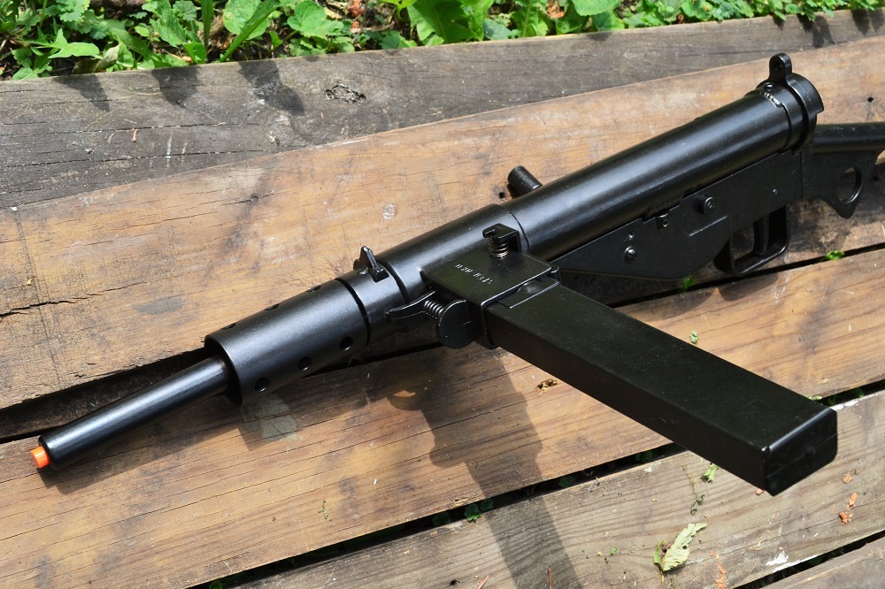 British Sten MK II 9mm Submachine Gun - Enfield - UK WWII - Prop - Denix Replica