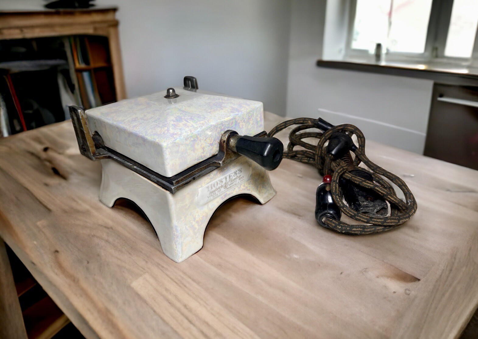 1930's Art Deco Hostess Sandwich Toaster Panini Press Porcelier White W/ Cord