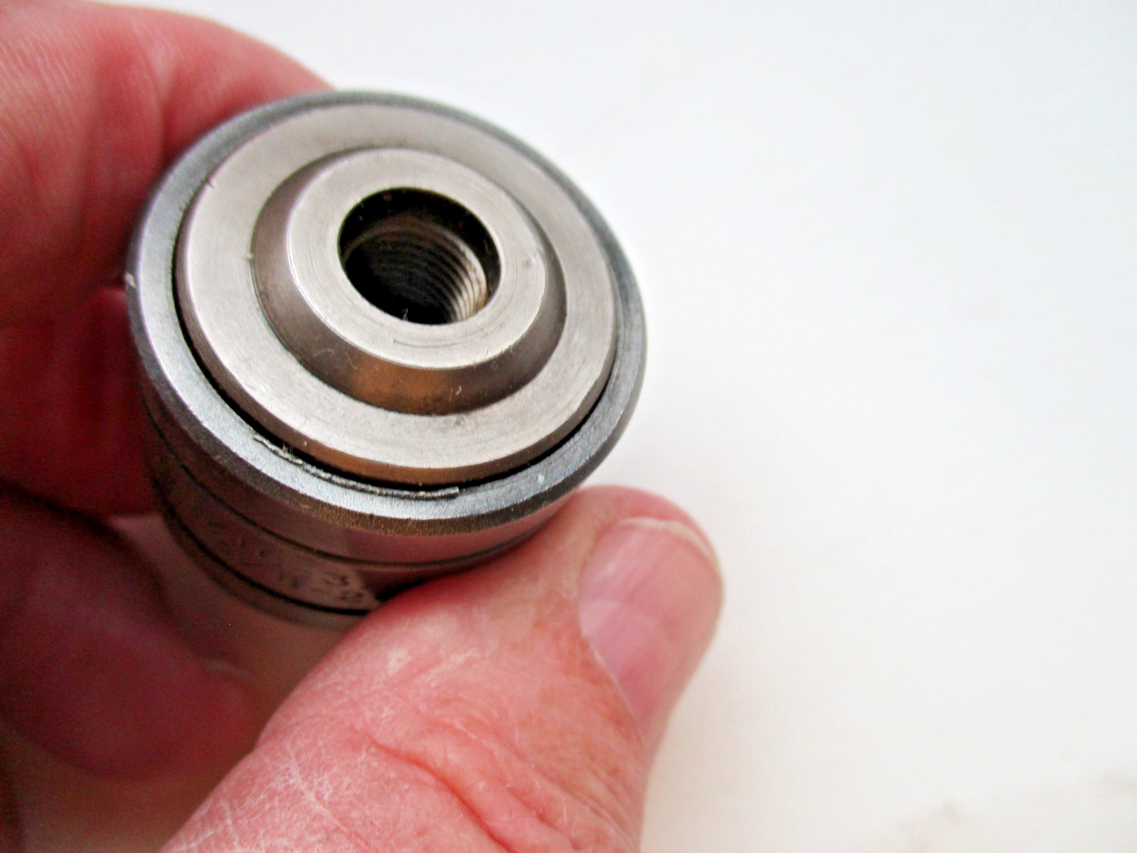 vintage SUPREME model H17A 3/8" drill chuck