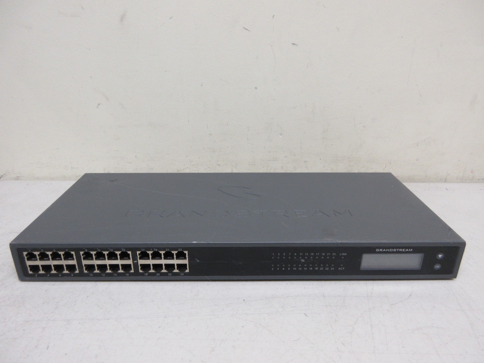 Grandstream GXW4224 24 Port FXS Gateway Gigabit Analog to VoIP