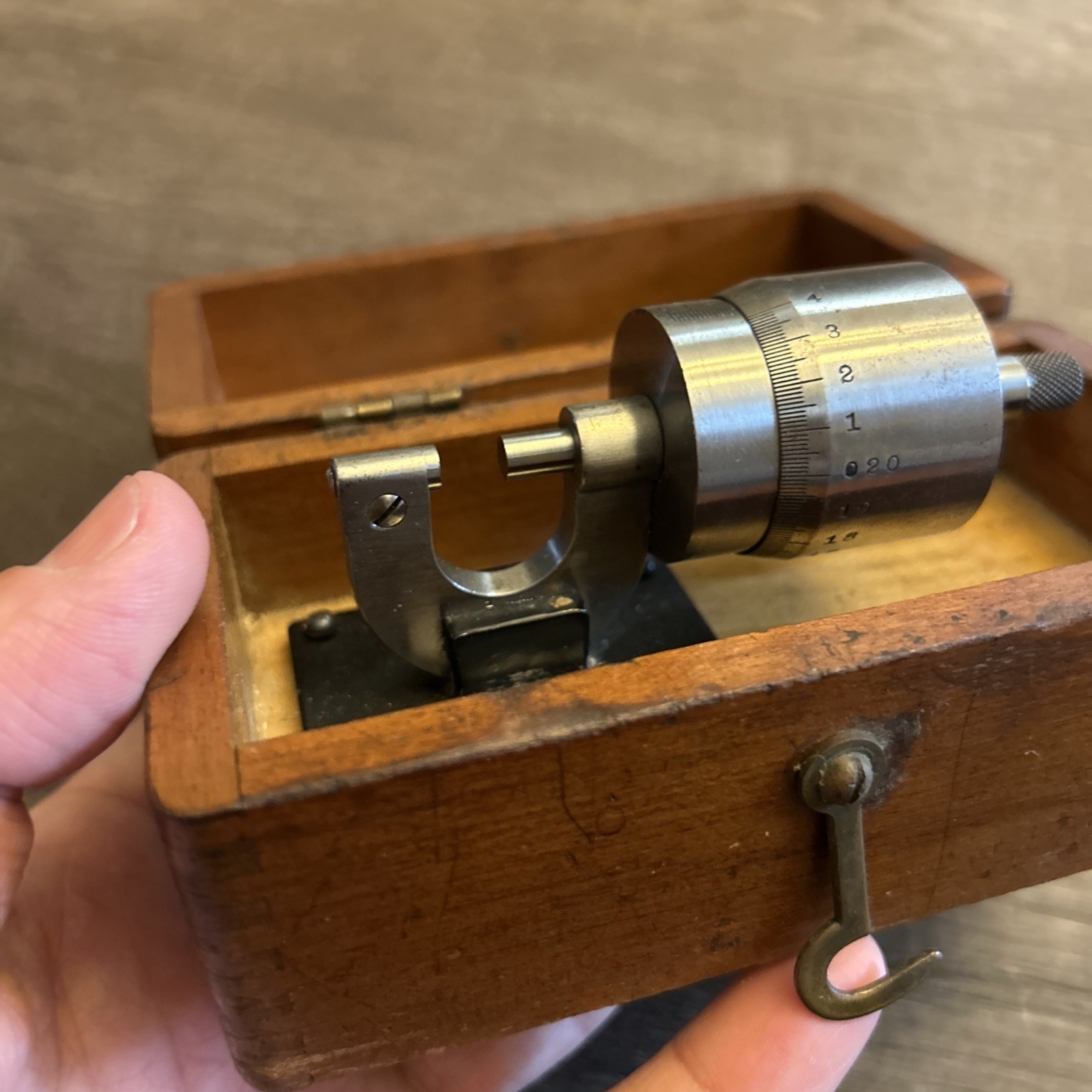 Vintage Brown & Sharpe Bench Micrometer with Wooden Box