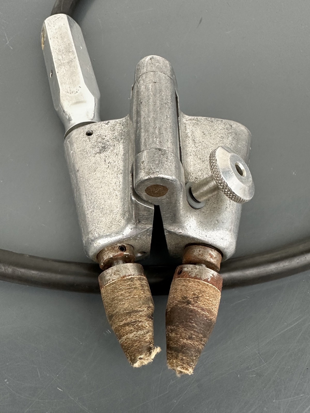 Ideal Model 45-104 Flexible Shaft Wire Stripper with Foot Pedal Switch