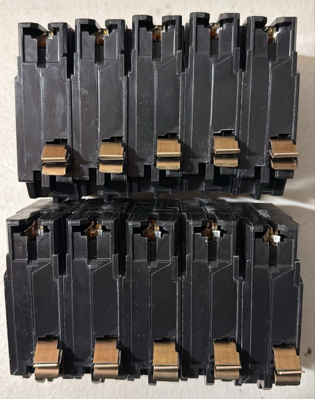 USED 10 PCS Eaton BRP120DF 20A Dual Function Circuit Breaker