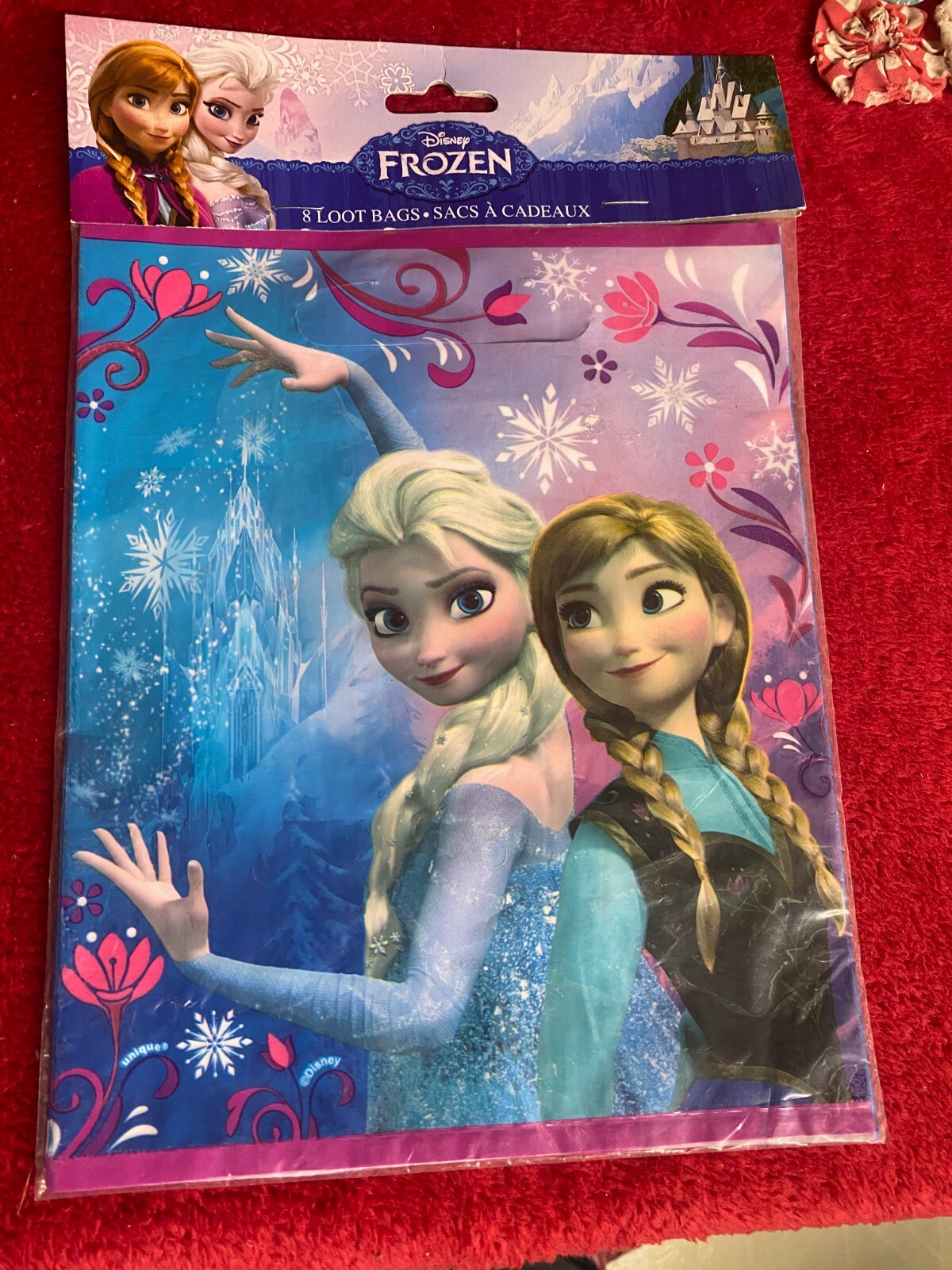 Set of 8 Disney Frozen Party Decorations & Supplies 2 Tablecloths & 64 Gift Bags