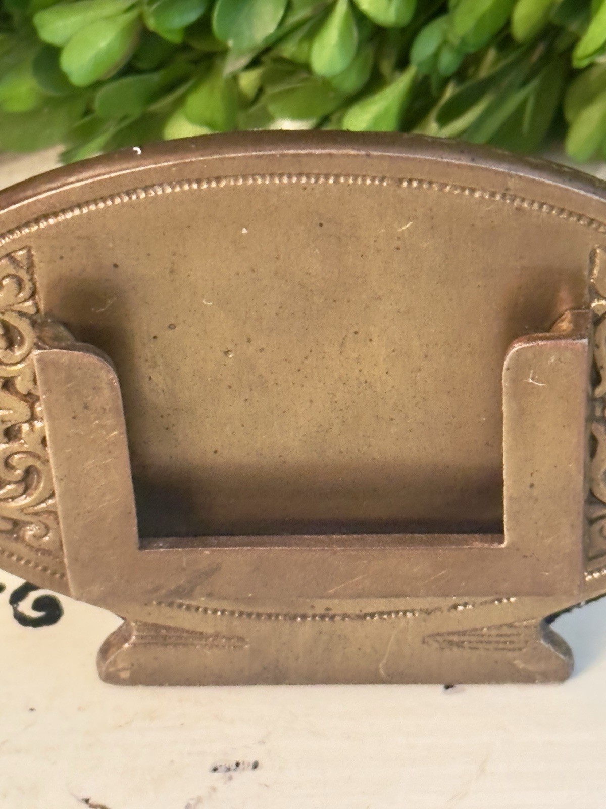 VTG Brass Plated Oval Shape Ornate Engraved Business Card Holder/Desk Accessory