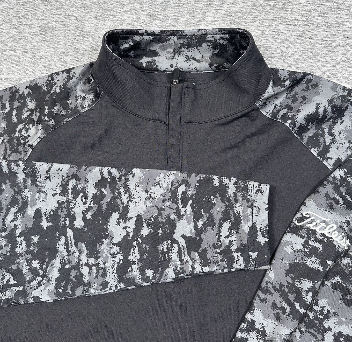 FootJoy Titleist Pullover Mens Medium Black Camo Sleeve 1/4 Zip Performance Golf
