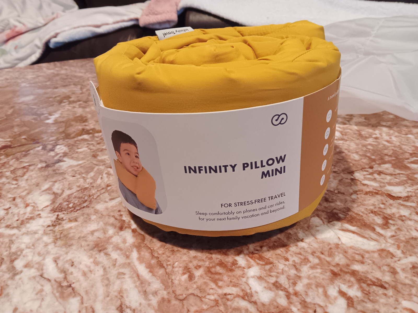 Huzi Infinity Pillow kids Mini Travel Neck Pillow ochre yellow NEW