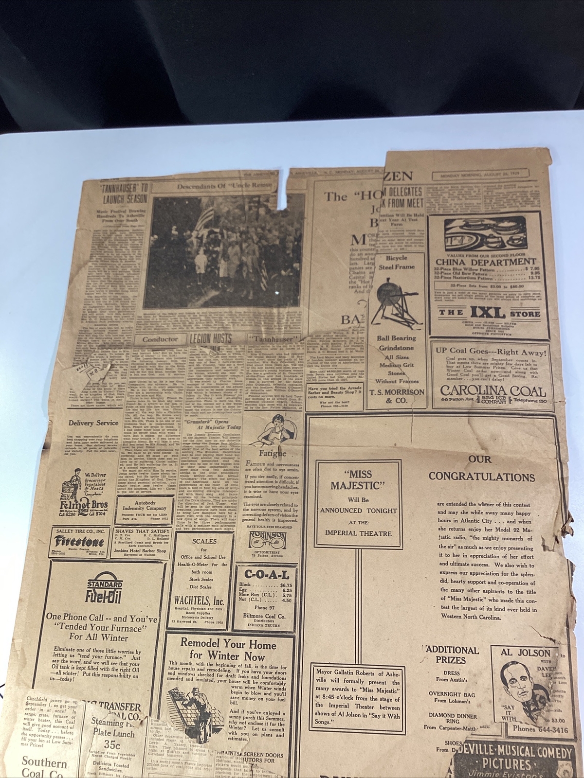 Ashville NC Newspaper Aug 26, 1929 Opera Zeppelin Israel Uncle Remus Great Ads!