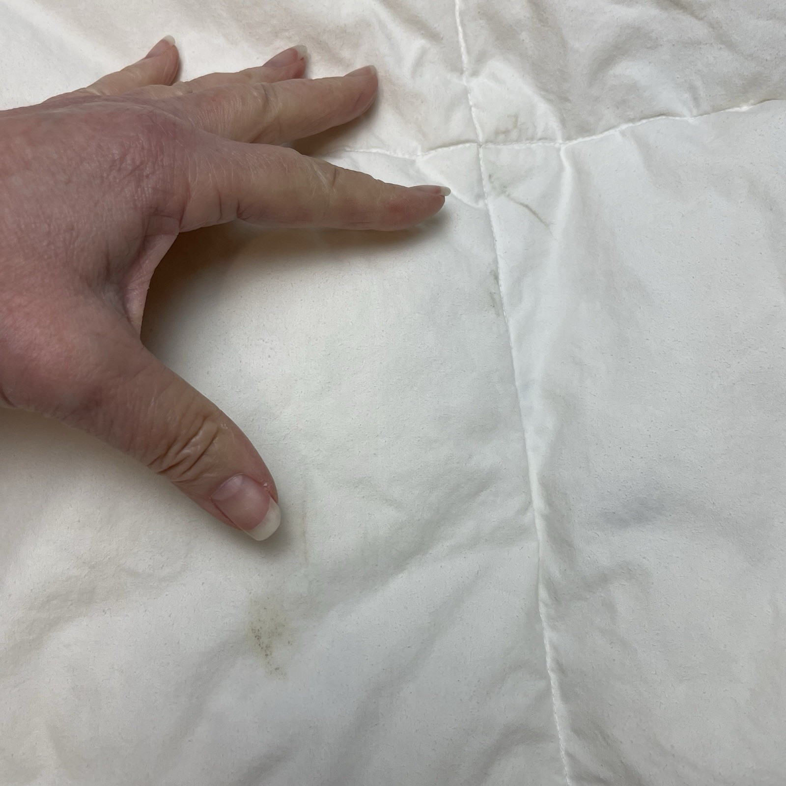 Ikea Honsbar Down Duvet Insert Full Queen Size White 86"x102" Baffle Quilted