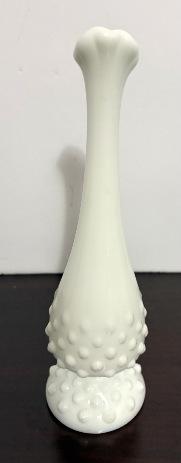 Vintage Fenton Milk Glass Hobnail Bud Swung Vase Approx 8.5” Tall Fluted