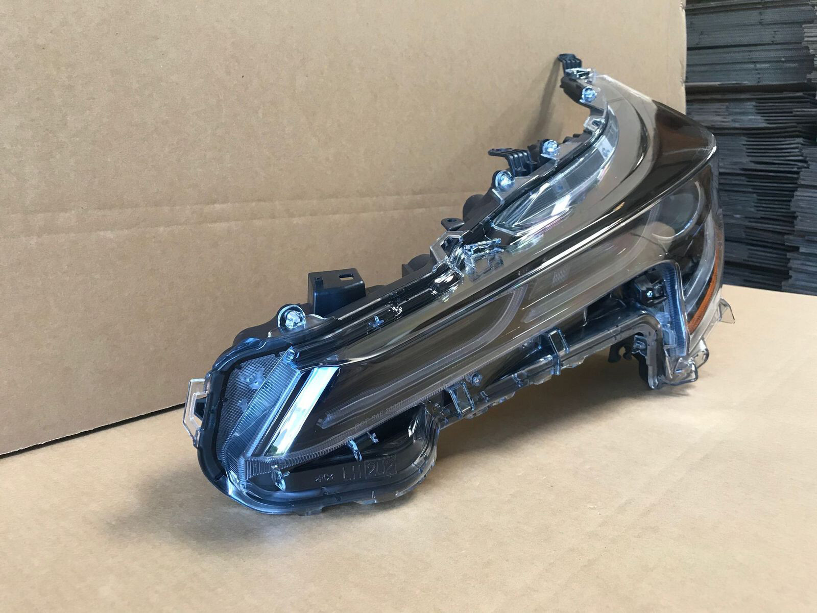 LED DRL Headlight Assembly for 2020 2021 Toyota Corolla Sport SE XSE XLE Driver