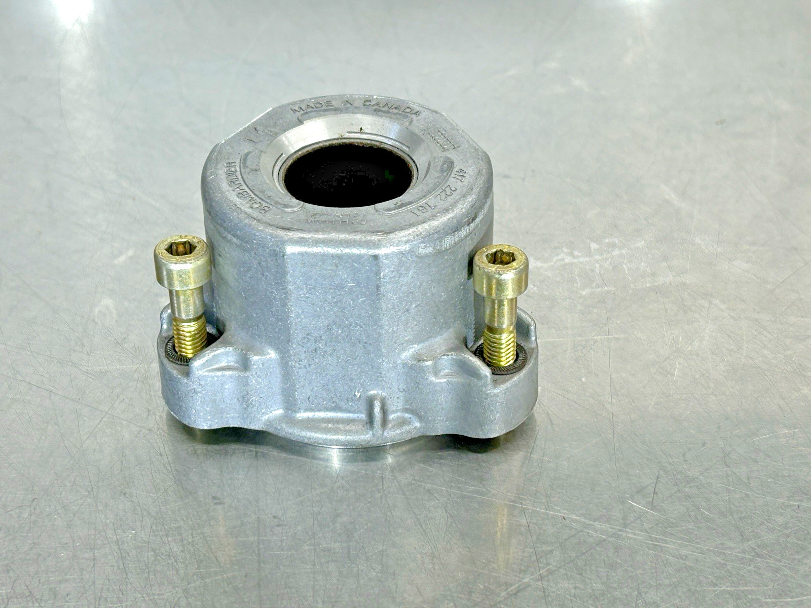 SKI DOO 800 R ETEC REV XP XS XM   NEW OLD STOCK  SPRING COVER PRIMARY CLUTCH