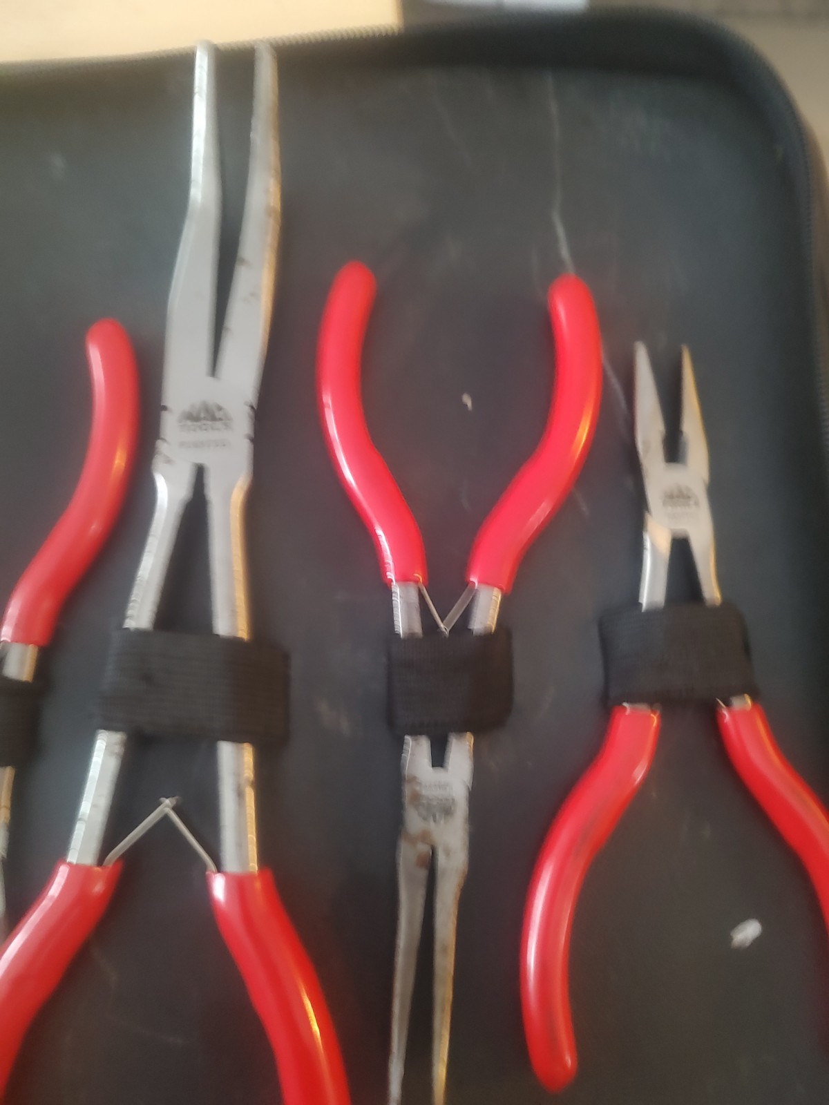 Mixed Long reach pliers 9 piece
