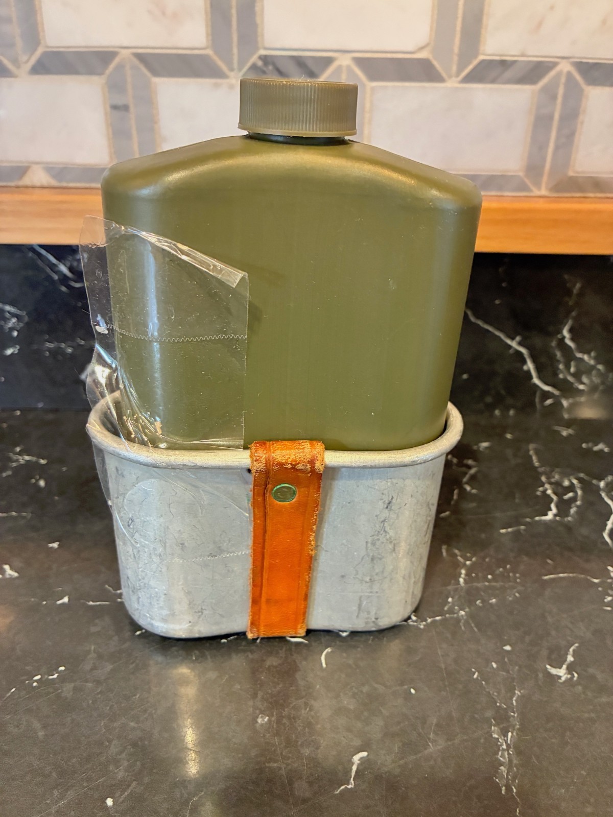 Pilots Emergency Flask/Cup Water Bottle Survival USAF Air Force PN 68C35027