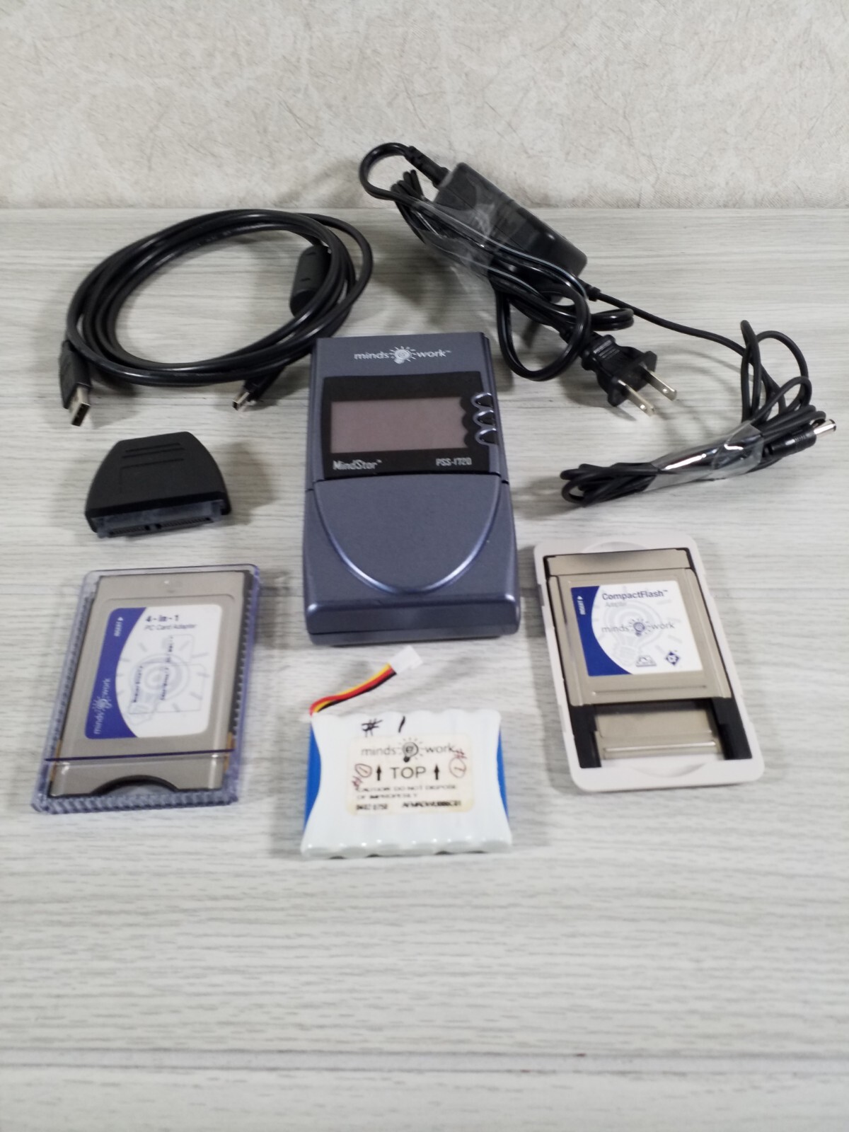 Mindswork Mindstar PSS-1720 Digital Camera Companion 20GB Hard Drive Power Adapt