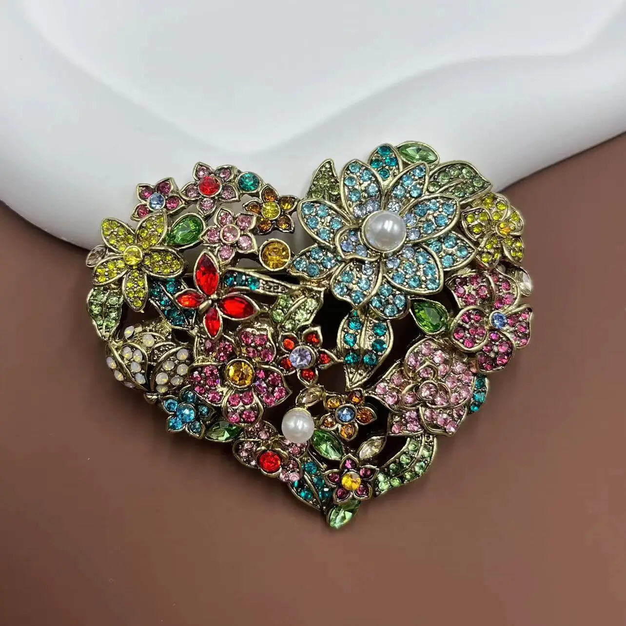 Unisex Flower Heart Rhinestone Badges Pins Vintage Retro Baroque Crystal Brooch