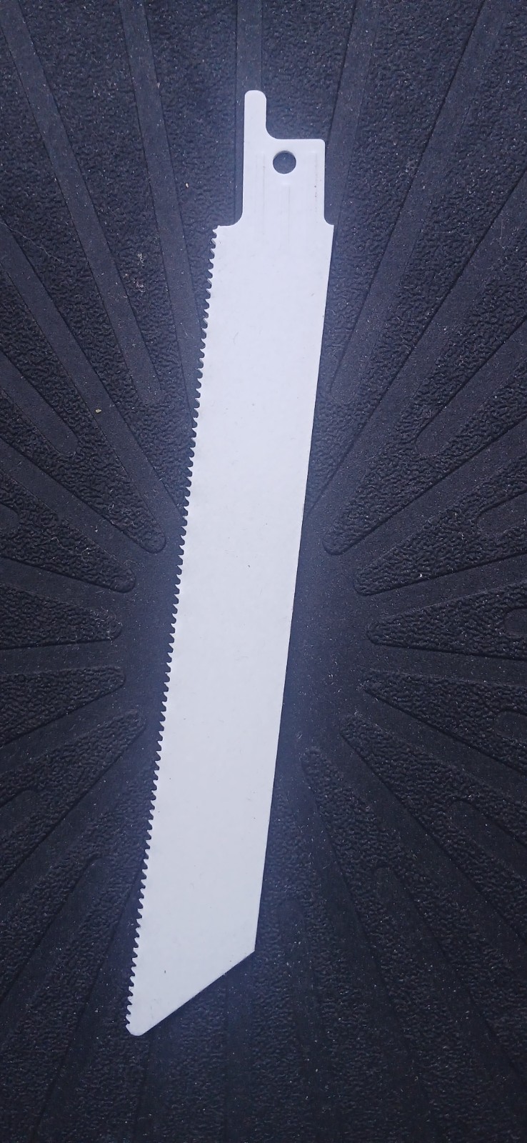 (5) BRAND NEW MILWAUKEE SAWZALL 6" INCH BLADES 18TPI MEDIUM METAL