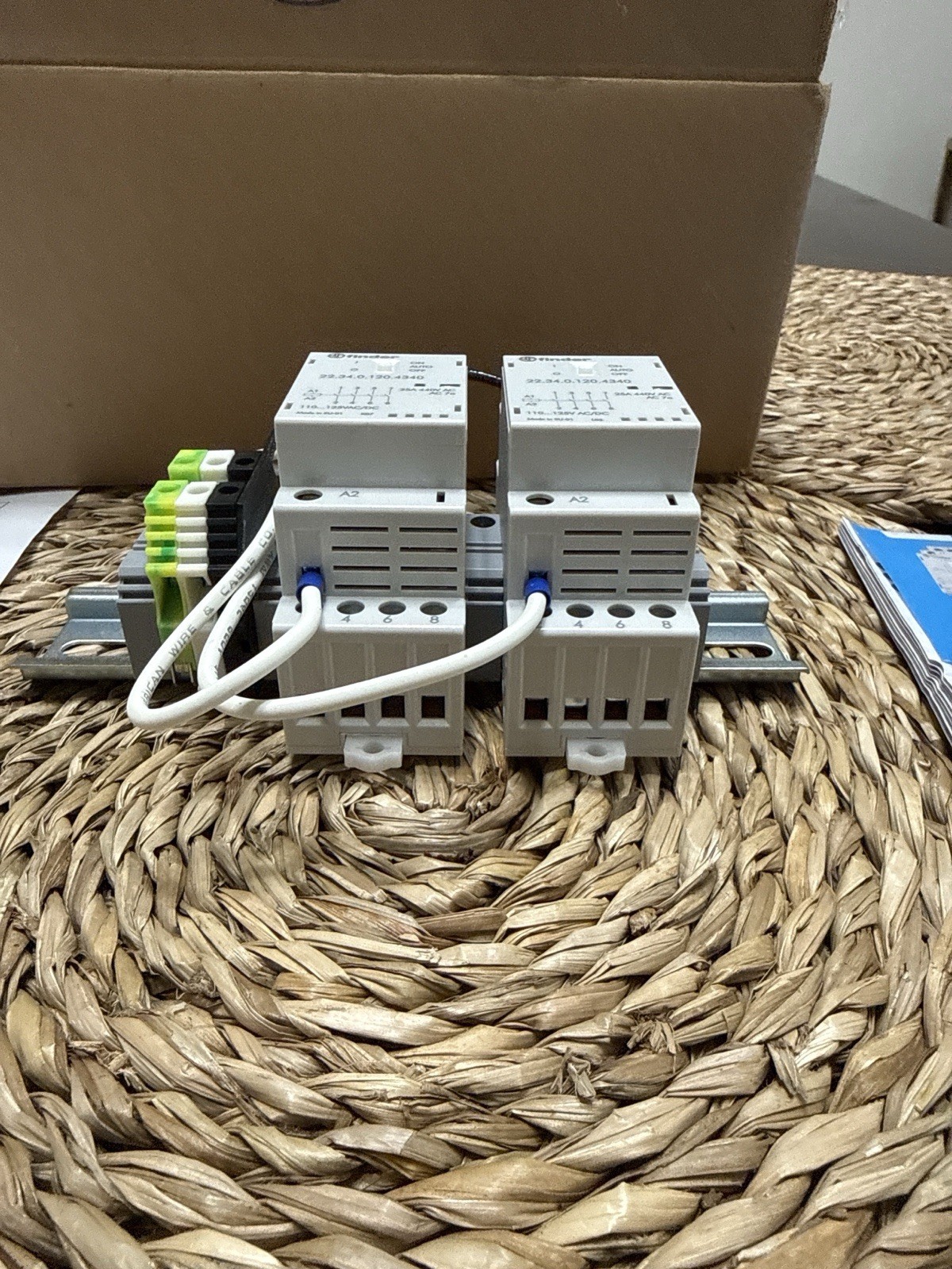 MCG USA MCGLCOE-22A-8P-120V Lighting Contactor 8P 22A 120V w Finder Relays